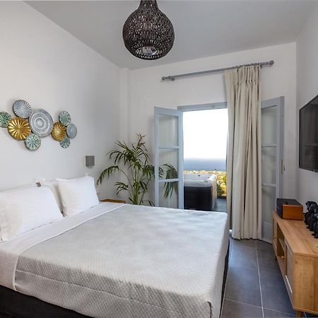 Divino Suites (Adults Only) ฟิรา ภายนอก รูปภาพ